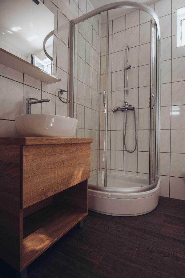 Seasons Apartmani Осиек Екстериор снимка