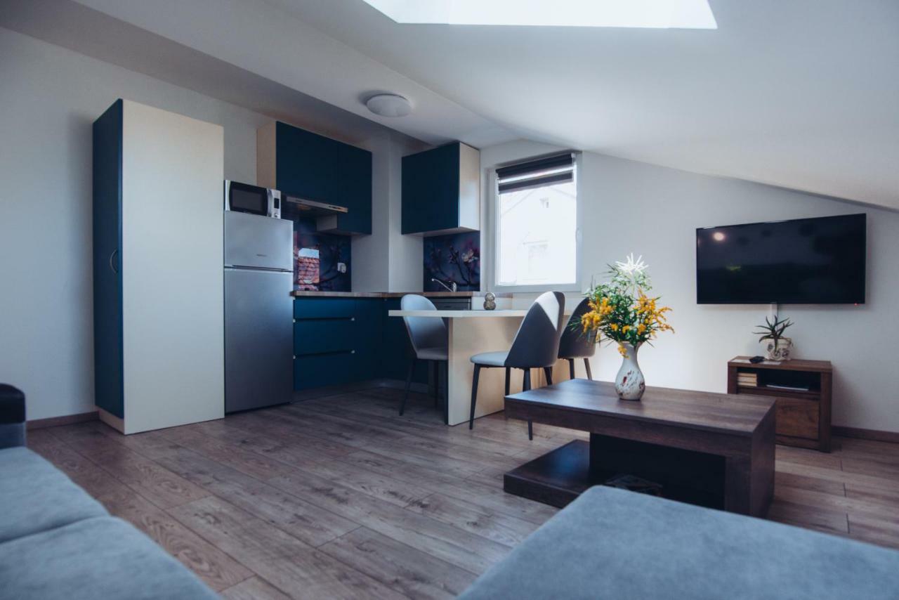 Seasons Apartmani Осиек Екстериор снимка